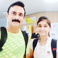 Palak Kohli with Indian para badminton coach Gaurav Khanna (left)